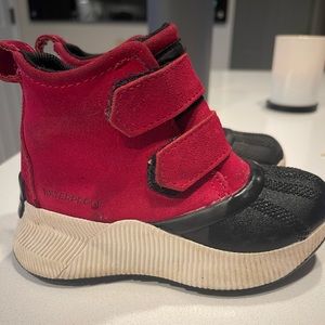 Toddler Sorel Boots. Pink. Size 9.